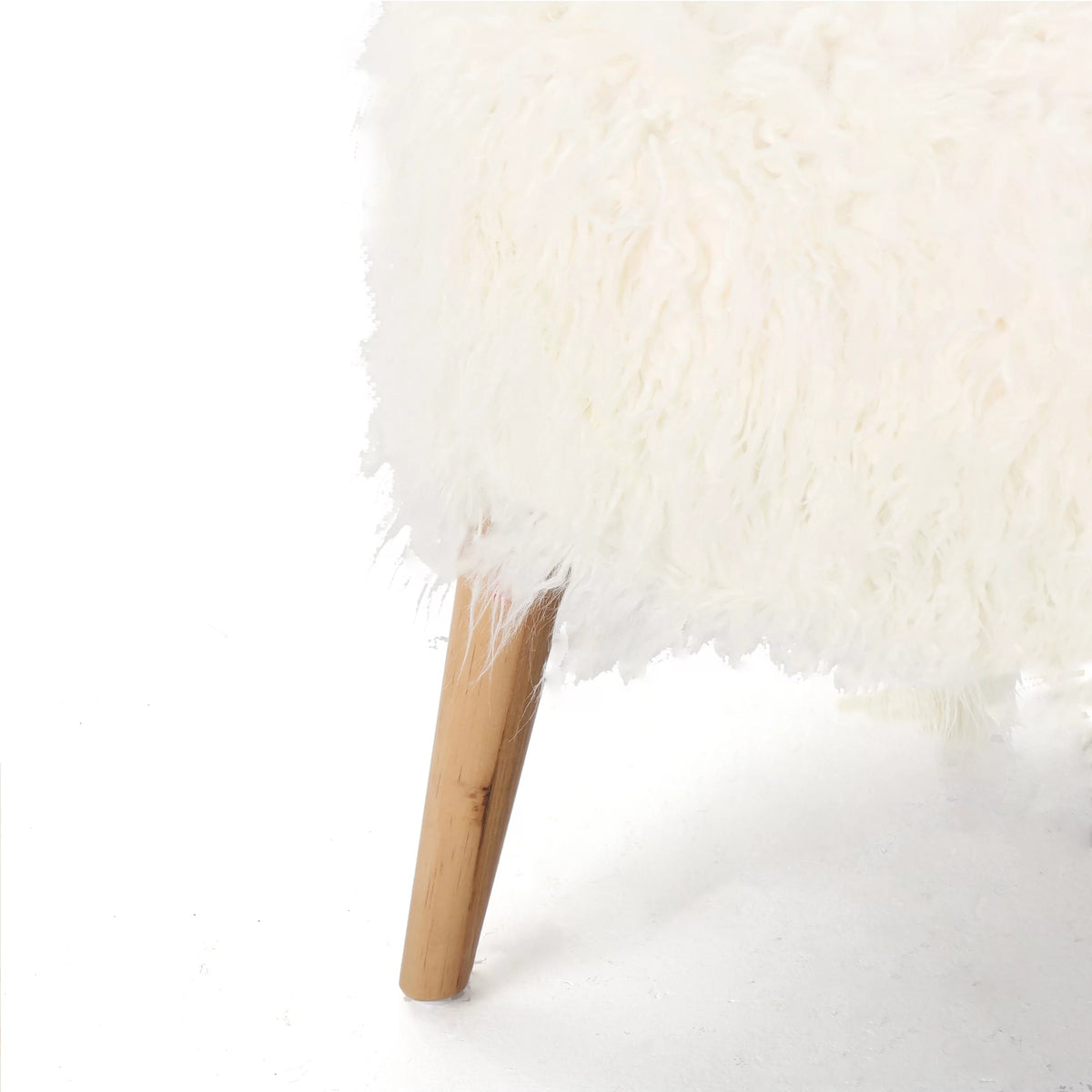 White Faux Fur Accent Chair P73704