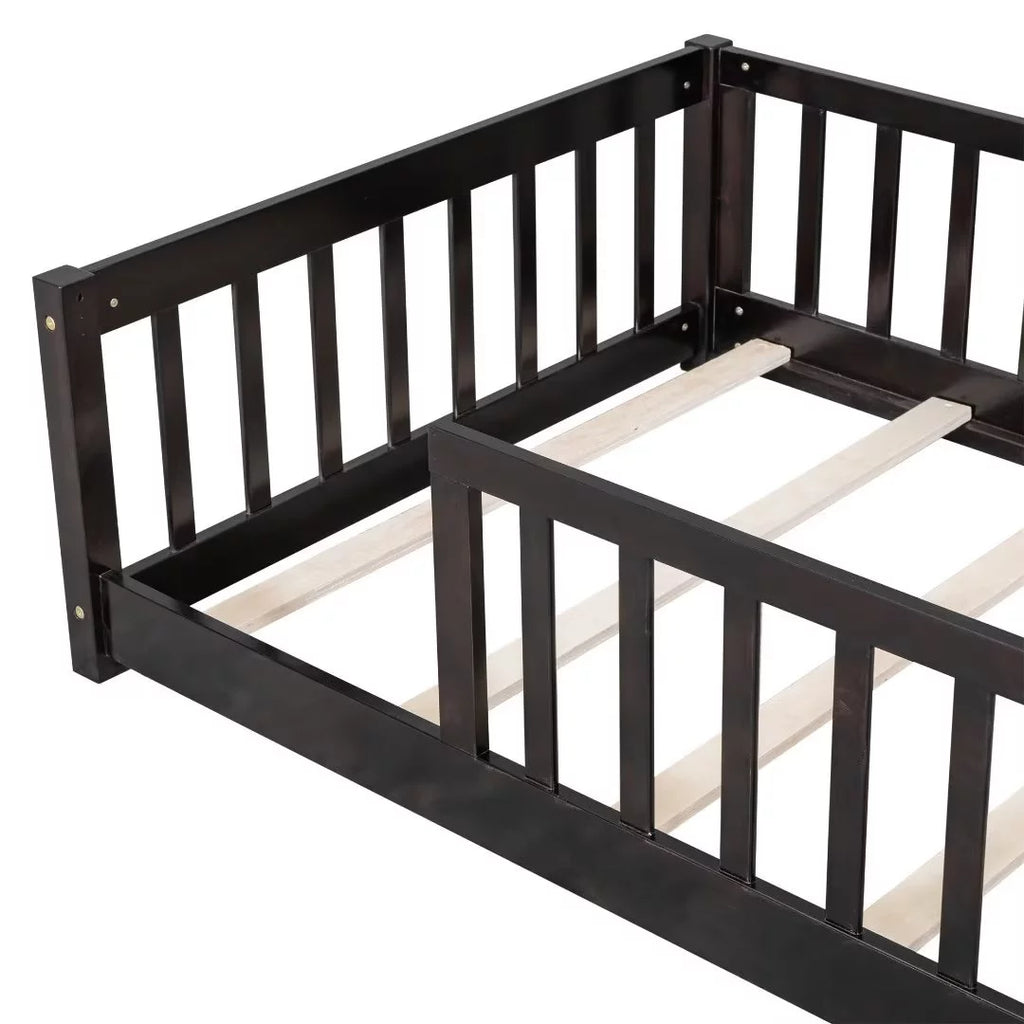 White Full Size Floor Bed with Fence Guardrails and Roof U987410