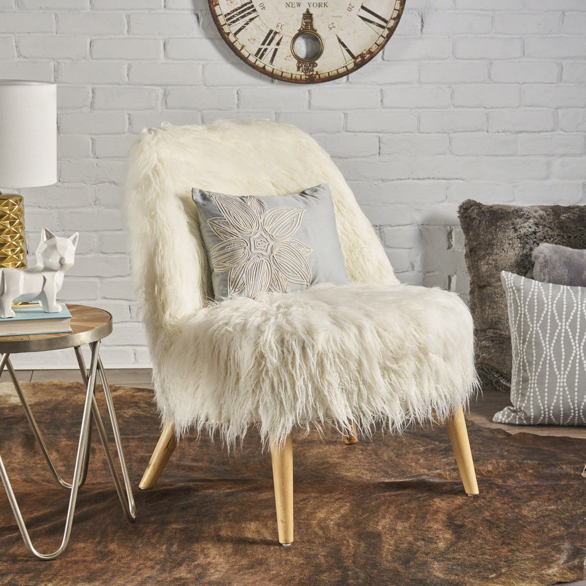 White Faux Fur Accent Chair P73704