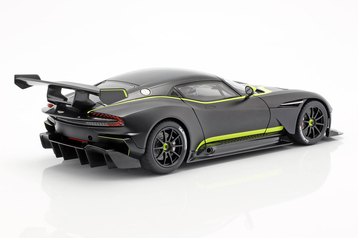 Matt Black with Lime Green Stripes 1/18 Model Car P4549