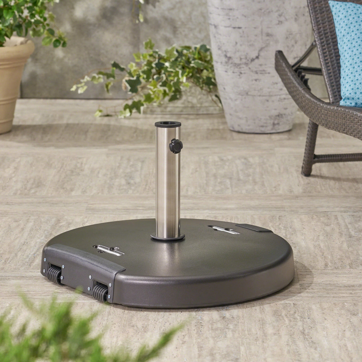 132lb Concrete Circular Umbrella Base X4163