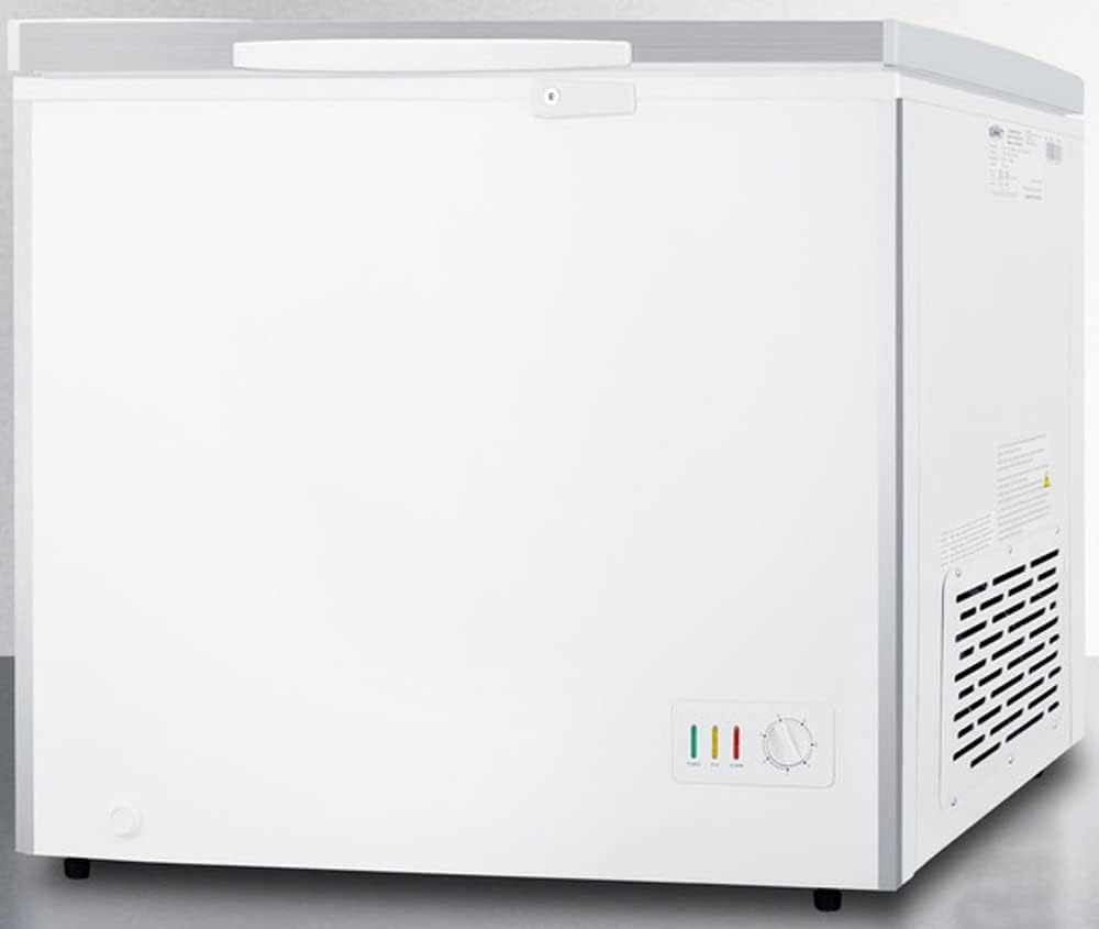 6.7 cu.ft. Chest Freezer in White with Stainless Steel Corner Guards D60733