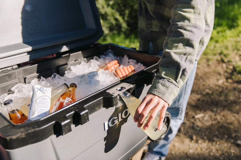 72 Quart Ice Chest Cooler with Wheels Gray P859