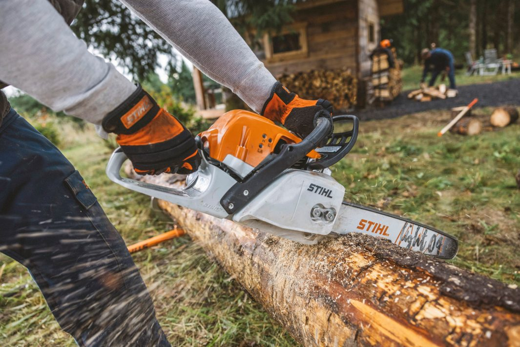 GASOLINE CHAINSAW Y337683