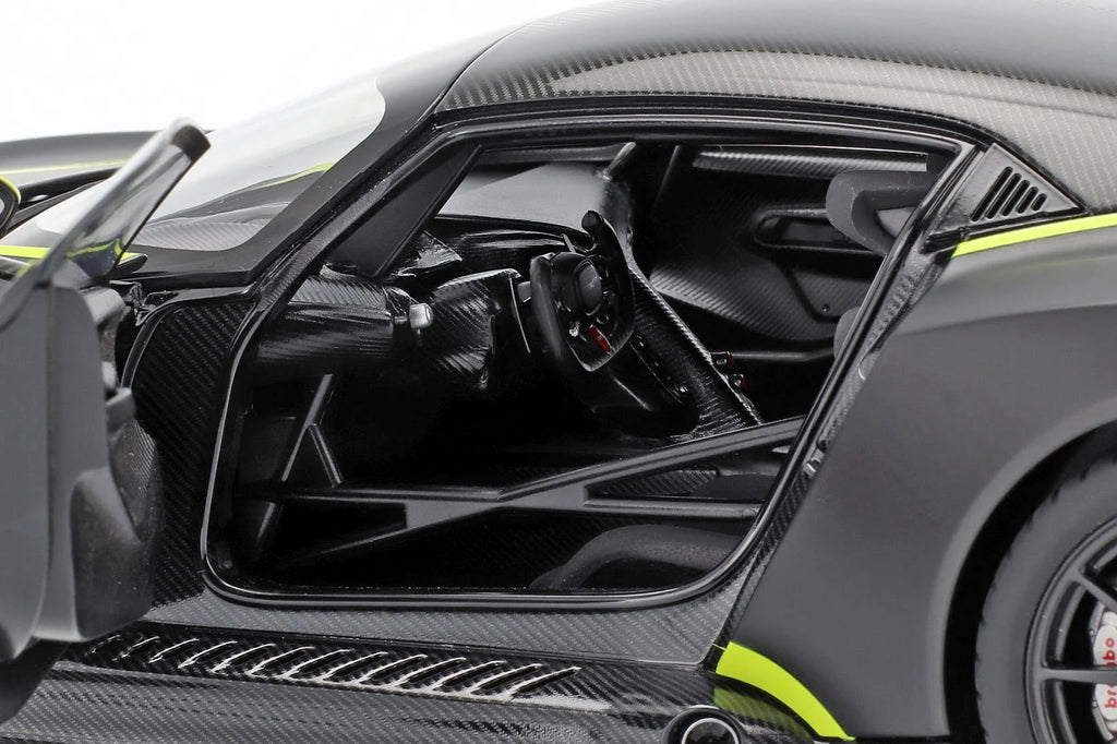 Matt Black with Lime Green Stripes 1/18 Model Car P4549
