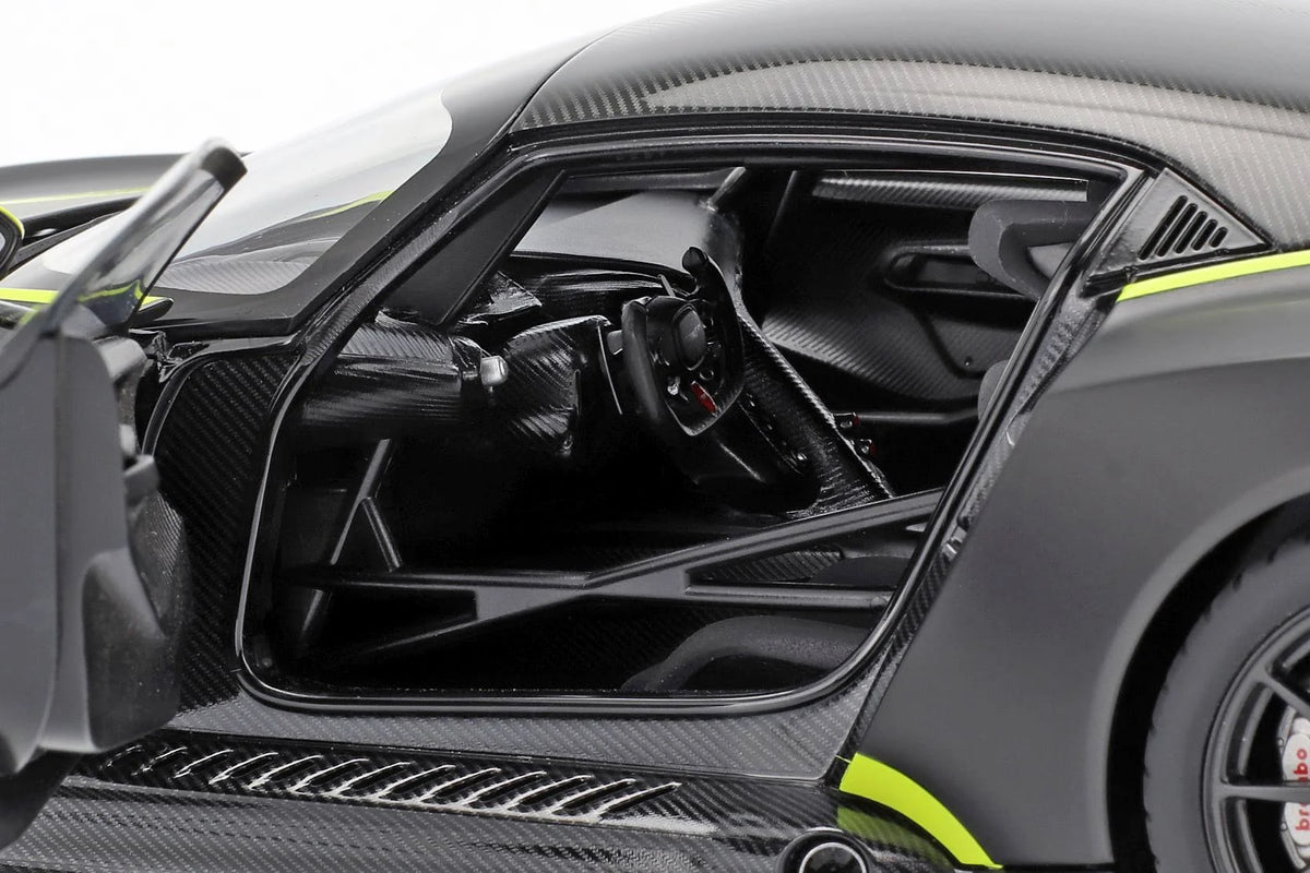Matt Black with Lime Green Stripes 1/18 Model Car P4549