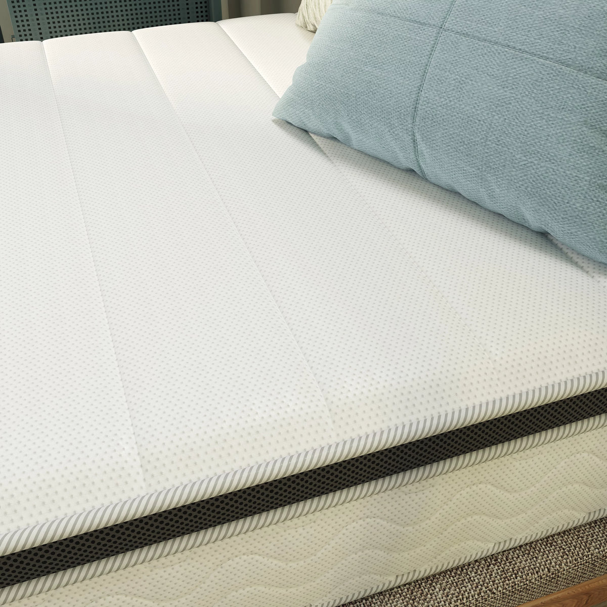Queen 8” Hybrid Cool Gel Memory Foam and Coils Mattress R38067