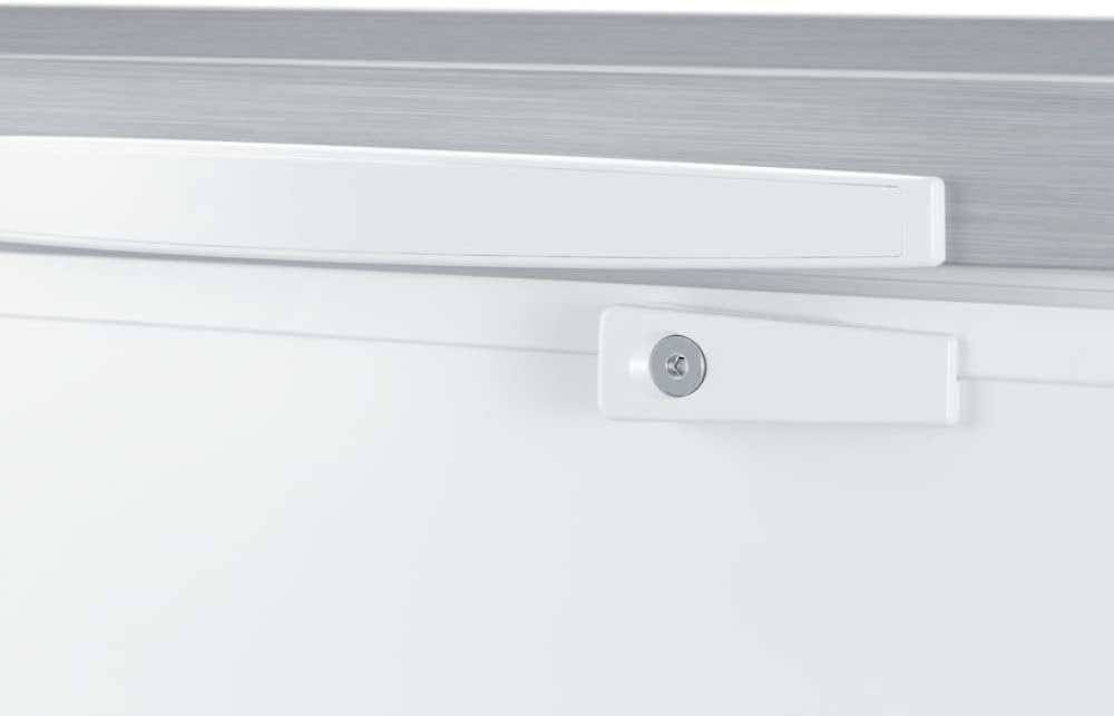 6.7 cu.ft. Chest Freezer in White with Stainless Steel Corner Guards D60733