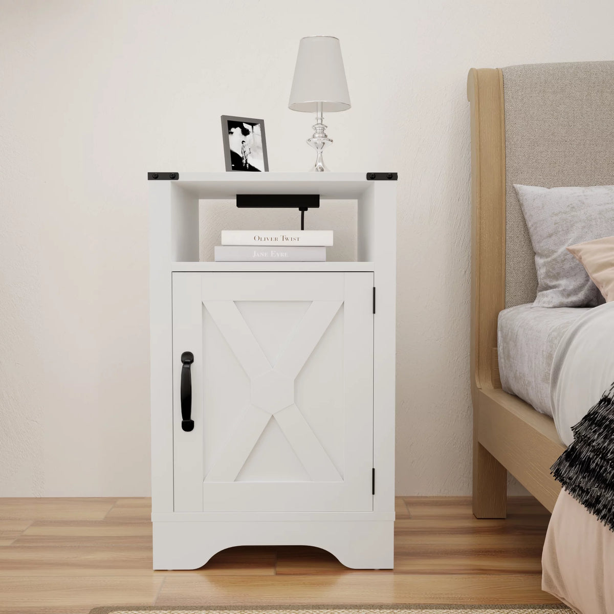 White Wood Nightstand Y724