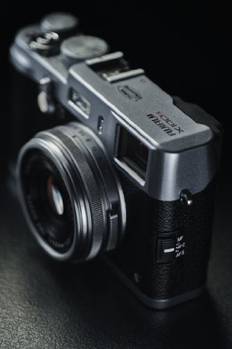 16 MP Digital Camera with 2.8-Inch LCD A460371