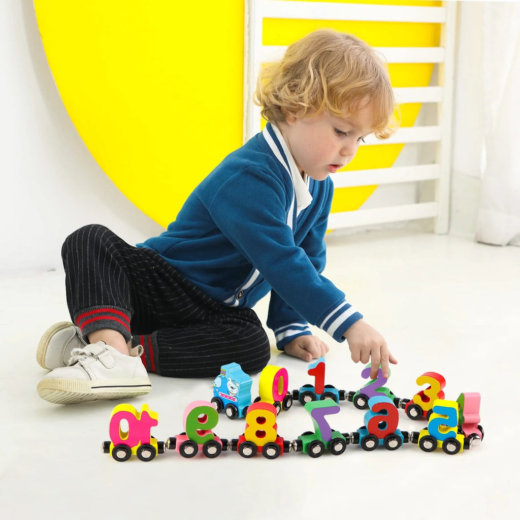 Wooden Magnetic Train Building Blocks Puzzle Toys U599644